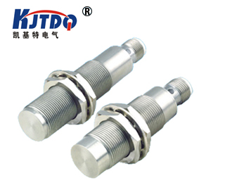 M18ȫ���ٷ��b�ӽ�